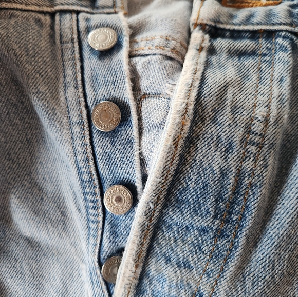 Vintage Levi jeans, size 31(fit small) - Picture 5 of 6